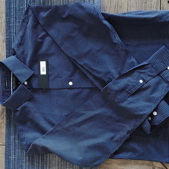 New Banana Republic Classic Blue Shirt Size M - Picture 1 of 9